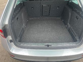 Skoda Superb  picture 9