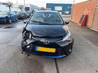 Damaged car Toyota Yaris  2017/12