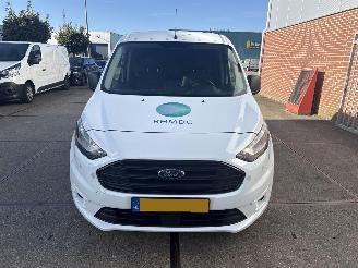 krockskadad bil auto Ford Transit Connect  2023/3