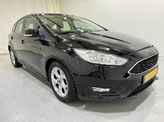 skadebil auto Ford Focus HB 1.0 EcoBoost Titanium Edition 2015/10