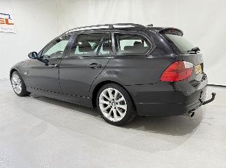 BMW 3-serie Touring 320i Executive Aut APK picture 4