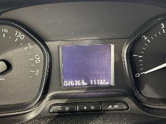 Toyota Proace Compact 1.5 D-4D Cool Comfort picture 11