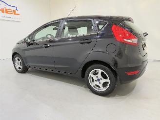 Ford Fiesta 5-Drs 1.25 Trend Clima picture 4