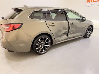 Toyota Corolla Touring Sports 2.0 VVT-i Premium Plus Aut. picture 27