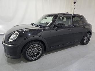Mini Cooper C Classic Trim 1.5 115Kw Bjr.2025 picture 18