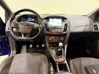 Ford Focus Wagon 1.5 ST-Line Navi/Clima picture 27