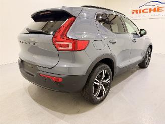 Volvo XC40 T2 Plus Dark Aut8 picture 26