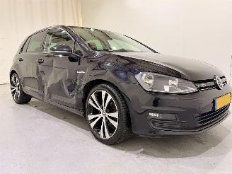Auto incidentate Volkswagen Golf HB 1.0 TSI Business Connect Navi/Clima 2015/12