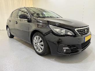 Avarii autoturisme Peugeot 308 HB 1.2 PureTech Allure Pano 2018/8