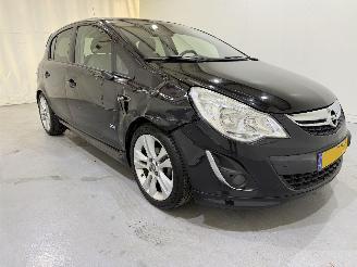 Unfallwagen Opel Corsa HB 1.4 Cosmo Navi/Airco 2011/4