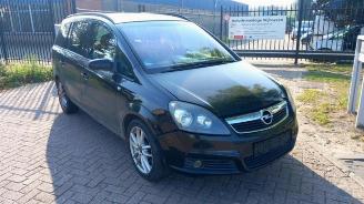 Démontage voiture Opel Zafira  2006/2