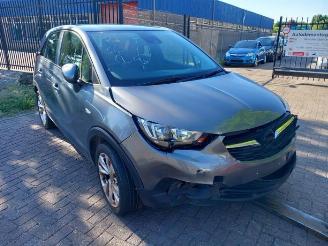 Coche siniestrado Opel Crossland Crossland X/Crossland, SUV, 2014 1.2 12V 2018/9