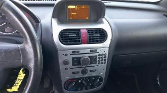 Opel Tigra Tigra Twin Top, Cabrio, 2004 / 2010 1.4 16V picture 16