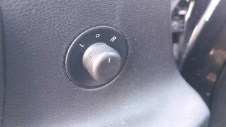 Opel Astra Astra J (PC6/PD6/PE6/PF6), Hatchback 5-drs, 2009 / 2015 1.7 CDTi 16V 110 picture 28