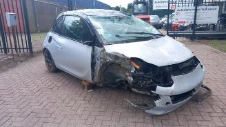 Auto da rottamare Opel Adam Adam, Hatchback 3-drs, 2012 / 2019 1.2 16V 2015/11