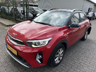 Schadeauto Kia Stonic 1.0 T-GDI  MHEV Dynamic Line 2022/4