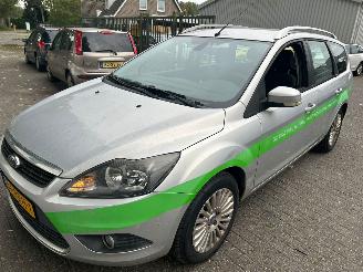 skadebil auto Ford Focus 1.6 TDCI   Limited Stationcar 2011/3