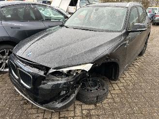 Voiture accidenté BMW X1 SDrive 2.0i Automaat  Executive 2013/6