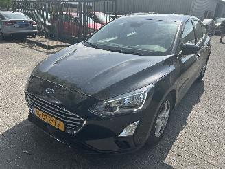 skadebil auto Ford Focus 1.0 EcoBoost Trend Edition Business   5 Drs 2022/1