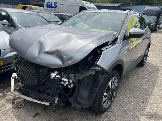 Schadeauto Opel Grandland X 1.2 Turbo 2018/3