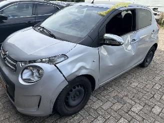 Voiture accidenté Citroën C1 1.0 VTI  Feel 2021/1