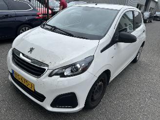 skadebil auto Peugeot 108 e-VTI 2016/11