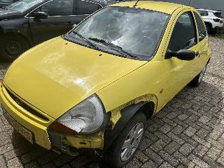 skadebil auto Ford Ka 1.3      ( 81253 Km ) 2008/5