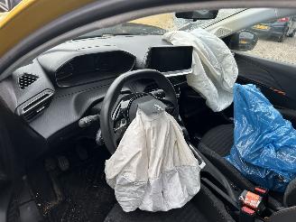 Peugeot 208 1.2 PureTech Active picture 9