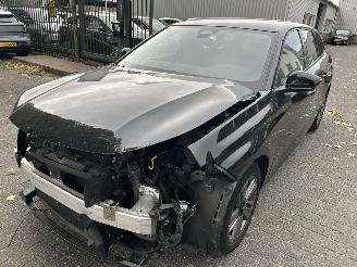 Unfallwagen Peugeot 308 SW 1.2 PureTech Automaat   ( Nieuw Prijs 38000,00 ) 2024/6