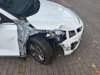 Ford Focus Sationcar 1.0 EcoBoost Hybrid Titanium  125 PK picture 5