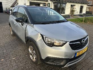 Opel Crossland X  1.2 T Innovation  Automaat picture 3