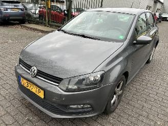 krockskadad bil auto Volkswagen Polo 1.0 2014/12