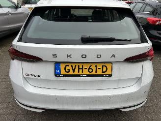 Skoda Octavia Combi 1.5 TSI E-Tec MHEV Automaat First Edition   ( 19085 KM ) picture 9