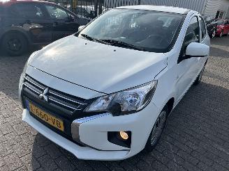 krockskadad bil auto Mitsubishi Space-star 1.2 Cool+ 2021/8
