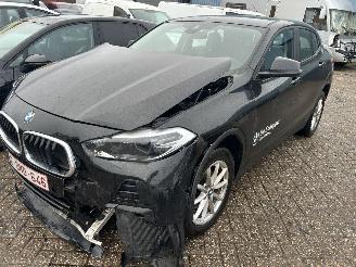 krockskadad bil auto BMW X2 sdrive 1.6 Diesel   automaat 2023/4