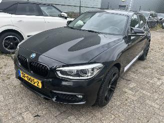 krockskadad bil auto BMW 1-serie 116i   5 Drs 2018/3