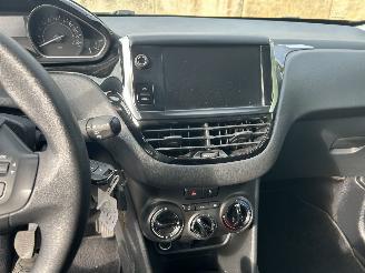 Peugeot 208 1.2 PureTech  5 drs  ( 63491 KM ) picture 10