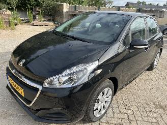  Peugeot 208 1.2 PureTech  5 drs  ( 63491 KM ) 2018/5