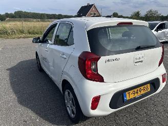 Kia Picanto 1.0 DPI  Comfortline picture 6