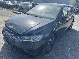 krockskadad bil auto Volkswagen Polo 1.0 TSI  Life 2023/1