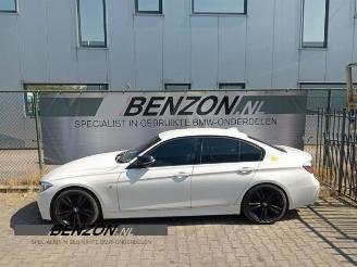 Coche siniestrado BMW 3-serie 3 serie (F30), Sedan, 2011 / 2018 320i xDrive 2.0 16V 2014/6