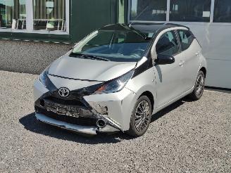 Avarii autoturisme Toyota Aygo 1.0 VVT-i  X-Play Cruise 2015/2