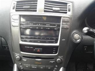 Coche siniestrado Lexus IS IS (E2), Sedan, 2005 / 2013 220d 16V 2009