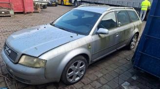 Vrakbiler auto Audi S6 S6 Avant (C5), Combi, 1999 / 2005 4.2 V8 40V 1999