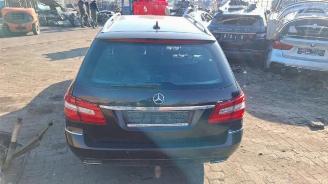 Coche siniestrado Mercedes E-klasse E Estate (S212), Combi, 2009 / 2016 E-350 CDI V6 24V BlueEfficiency 2012