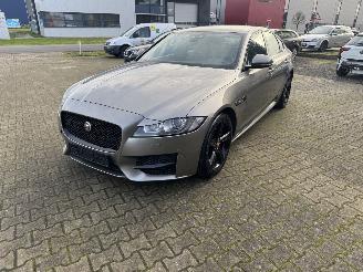  Jaguar XF 2.0 D AUTOMATIK R-SPORT BLACK LEDER NAVI KLIMA VOLL 2018/12