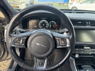 Jaguar XF 2.0 D AUTOMATIK R-SPORT BLACK LEDER NAVI KLIMA VOLL picture 15