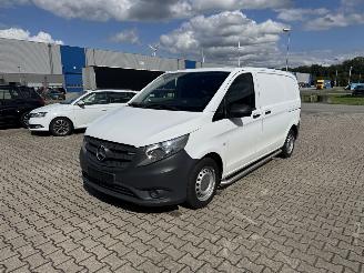 Voiture accidenté Mercedes Vito Vito Kasten 114 CDI Kompakt Automatik Klima L + R Schiebetur 2016/6