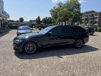Schadeauto BMW 5-serie 520d Panormadach Klima Navi 2017/10