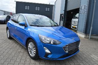Coche accidentado Ford Focus Ford Focus Mild Hy. Titanium X Navi Klima Kamera Pdc 2021/10